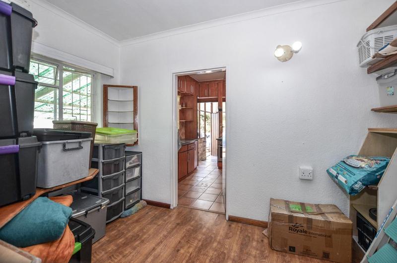 6 Bedroom Property for Sale in Parow North Western Cape